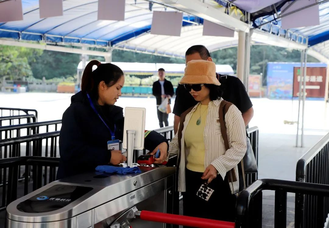 小小“一卡通”保障“大民生”——我市推进社会保障“一卡通”综述